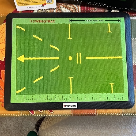 Golf Training Mat - Green - Picture 2 of 7